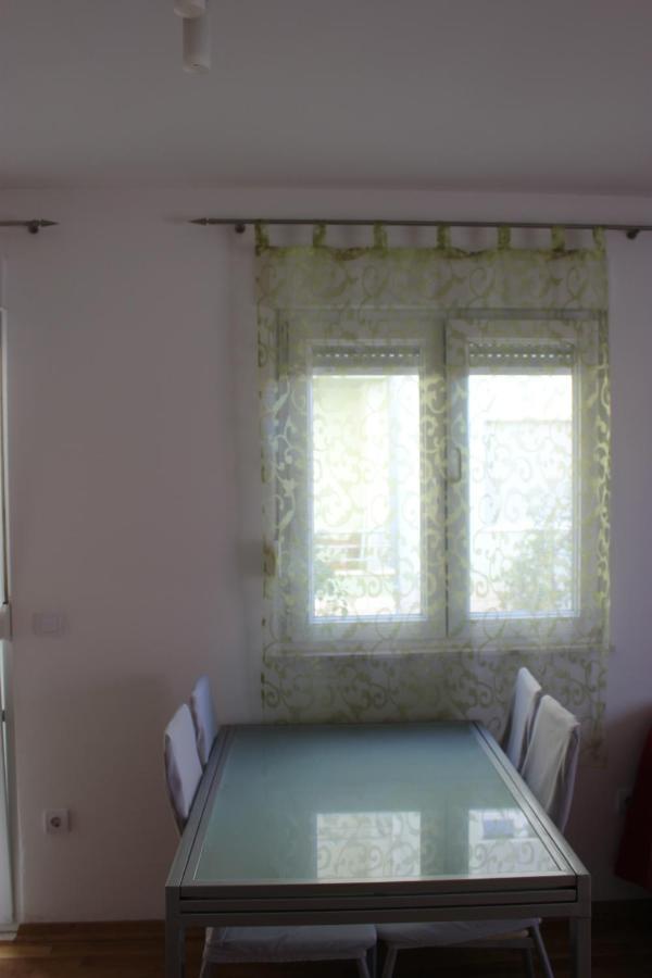Ferienwohnung Toni Omiš Exterior foto